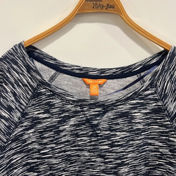 Joe Fresh long sleeve short style sweater size LG NWT - Picture 4 of 11